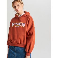 Bluza oversize z kapturem - Bordowy. Czerwone bluzy Cropp, m, bez wzorów, bez ramiączek, z kapturem. Za 89.99 zł.