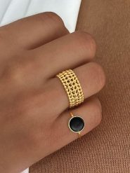 Les Favorites Pozłacany pierścionek z onyksem rozmiar: 56. Czarne pierścionki Les Favorites, z onyksem, pozłacane. Za 82.99 zł.