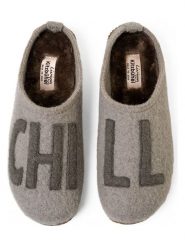 Living Kitzbühel Kapcie "Chill" w kolorze szarym rozmiar: 38. Szare kapcie Living Kitzbühel, bez wzorów, z materiału. Za 174.95 zł.