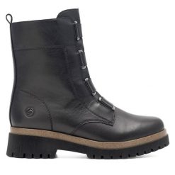 Botki Remonte. Czarne botki Remonte, bez wzorów, bez obcasa, na płaskiej podeszwie, bez zapięcia. Za 479.99 zł.