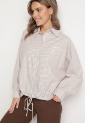 Beżowa Bawełniana Koszula Oversize w Paski ze Ściągaczem Elineola. Brązowe koszule Born2be, uniwersalny, bez wzorów, z bawełny, eleganckie, bez kołnierzyka, bez ramiączek. W wyprzedaży za 127.49 zł.