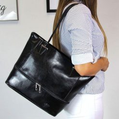 Torebka damska skórzana DAN-A T297 czarna. Czarne torebki klasyczne DAN-A, bez wzorów, ze skóry, eleganckie, małe, bez dodatków. Za 399.99 zł.