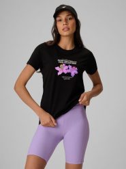 4F T-shirt regular z nadrukiem damski - czarny M. Czarne t-shirty 4f, m, bez wzorów, z bawełny, wakacyjne, bez kołnierzyka, bez ramiączek. Za 69.99 zł.