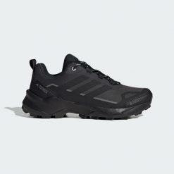 Buty Terrex Skychaser AX5 GORE-TEX Hiking. Czarne buty trekkingowe adidas, bez wzorów, z gore-texu, bez zapięcia, wspinaczkowe, gore-tex. Za 529.00 zł.