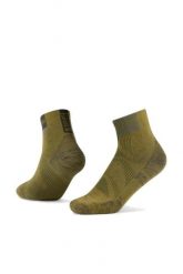 Skarpety do biegania Coolnet Quarter. Zielone skarpetki Buff, bez wzorów, z poliamidu. Za 99.99 zł.