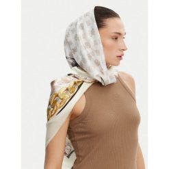 Chusta Guess. Białe chusty Guess, z aplikacjami. Za 229.99 zł.