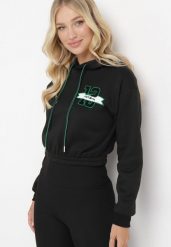 Czarna Bluza o Krótkim Fasonie z Kapturem i Ściągaczami oraz Nadrukiem Varel. Czarne bluzy Born2be, l, bez wzorów, z kapturem. W wyprzedaży za 38.24 zł.