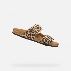 Sandały GEOX D BRIONIA R Nadruk zwierzęcy. Brązowe sandały Geox, bez wzorów, ze skóry, bez obcasa, bez zapięcia. Za 349.99 zł.