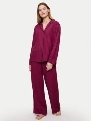 Triumph Piżama Amourette Jacquard 10225073 Bordowy Relaxed Fit. Czerwone piżamy Triumph, bez wzorów, z wiskozy, bez kołnierzyka, bez ramiączek. Za 249.99 zł.
