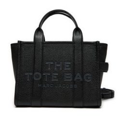 Torebka Marc Jacobs. Czarne torebki klasyczne Marc Jacobs, bez wzorów, klasyczne, bez dodatków. Za 2,049.00 zł.