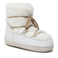 Śniegowce DeeZee. Białe śniegowce DeeZee, bez wzorów, bez zapięcia. Za 219.99 zł.