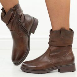 Brązowe botki damskie Jezzi Asa295-1. Brązowe botki Jezzi, bez wzorów, z dzianiny, klasyczne, z okrągłym noskiem, bez obcasa, bez zapięcia. Za 269.00 zł.