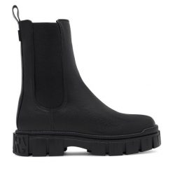Botki Gino Rossi. Czarne botki Gino Rossi, bez wzorów, bez obcasa, na płaskiej podeszwie, bez zapięcia. Za 429.99 zł.