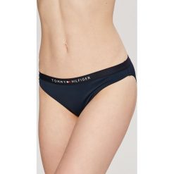 Tommy Hilfiger - Figi kąpielowe. Czerwone bikini Tommy Hilfiger, bez wzorów, z elastanu. W wyprzedaży za 129.90 zł.