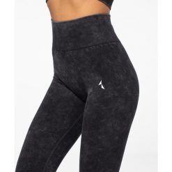 Legginsy Bezszwowe sportowe dla kobiet Carpatree Yasmine z wysokim stanem. Czarne legginsy Carpatree, xs, bez wzorów, z podwyższonym stanem, na fitness i siłownię. Za 155.99 zł.