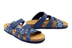 DR. BRINKMANN 700875-05 blau, klapki damskie. Niebieskie klapki Dr. Brinkmann, bez wzorów, bez obcasa, bez zapięcia. Za 174.90 zł.