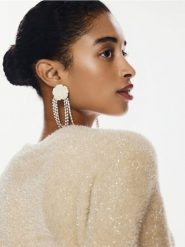 Wiszące kolczyki z kwiatami - srebrny. Szare kolczyki Reserved, srebrne. Za 49.99 zł.