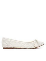 TWINSET Baleriny 251TGT030 Biały. Białe baleriny Twinset, bez wzorów, ze skóry, bez obcasa, bez zapięcia. Za 429.99 zł.