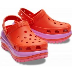 Klapki Crocs Mega Crush Clog 207988-84J pomarańczowe. Brązowe klapki bez wzorów, casualowe, bez obcasa, bez zapięcia. Za 544.84 zł.