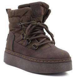 Botki damskie śniegowce na platformie czekoladowe Big Star UU274191. Brązowe botki BIG STAR, bez wzorów, z materiału, retro, bez obcasa, na platformie, bez zapięcia. Za 179.99 zł.