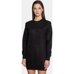 Sukienka damska Guess Carina (W1BK05KAUJ0-JBLK). Czarne sukienki Guess, na co dzień, m, z aplikacjami, bez kołnierzyka, bez ramiączek. Za 199.90 zł.
