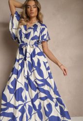 Niebieska Rozkloszowana Sukienka z Wiskozy z Kopertowym Dekoltem i Paskiem Kerriana. Niebieskie sukienki Renee, na co dzień, l, bez wzorów, z wiskozy, eleganckie, bez kołnierzyka, bez ramiączek, maxi, kopertowe. Za 99.99 zł.