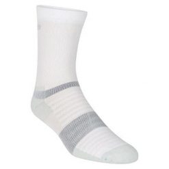 Skarpety do biegania Inov-8 Active High. Białe skarpetki Inov-8, bez wzorów. Za 61.89 zł.