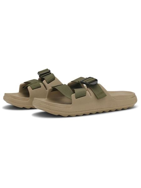 Ilse Jacobsen Klapki w kolorze khaki rozmiar: 38/39. Brązowe klapki Ilse Jacobsen, bez wzorów, klasyczne, z otwartym noskiem, bez obcasa, bez zapięcia. Za 36.95 zł.