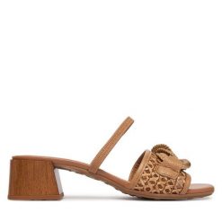 Sandały Hispanitas. Brązowe sandały Hispanitas, bez wzorów, bez obcasa, na słupku, bez zapięcia. Za 539.99 zł.