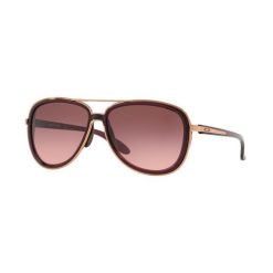 Okulary przeciwsłoneczne Oakley Split Time Crystal Raspberry. Czerwone okulary przeciwsłoneczne Oakley, bez wzorów. W wyprzedaży za 760.35 zł.