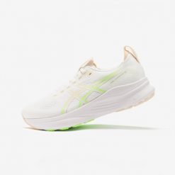 Buty do biegania damskie ASICS Gel-Kayano 32. Białe buty do biegania ASICS, bez wzorów, z materiału, bez zapięcia, do biegania, asics gel kayano. Za 889.99 zł.