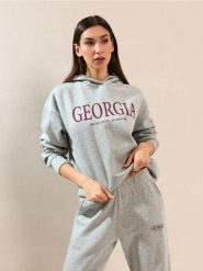 Bluza hoodie z napisem Georgia - szary. Szare bluzy Sinsay, l, bez wzorów, bez ramiączek, bez kaptura. Za 39.99 zł.