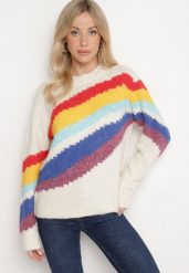 Jasnobeżowy Sweter z Poprzecznymi Paskami Rentina. Brązowe swetry Born2be, uniwersalny, bez wzorów, z jeansu, klasyczne, bez ramiączek. W wyprzedaży za 127.49 zł.