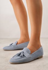 Niebieskie Mokasyny z Imitacji Zamszu z Ozdobną Perforacją i Frędzlami Yenone. Niebieskie mokasyny Born2be, bez wzorów, z jeansu. Za 89.99 zł.