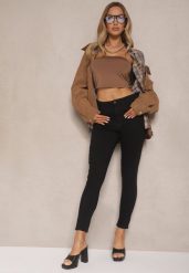 Czarne Jeansy Slim z Bawełną i Wiskozą High Waist Calliran. Czarne jeansy Renee, bez wzorów, z bawełny, eleganckie, z podwyższonym stanem. W wyprzedaży za 63.99 zł.