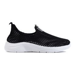 Ażurowe wsuwane czarne buty sportowe. Czarne buty treningowe w ażurowe wzory, bez zapięcia. Za 86.94 zł.