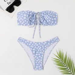 Strój kąpielowy bikini z figami i topem bandeau na plażę Donaldina. Szare bikini Intica, bez wzorów, z materiału, klasyczne. Za 129.00 zł.