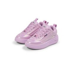 Buty sportowe damskie Fila Superbubble. Czerwone buty treningowe Fila, bez wzorów, z materiału, bez zapięcia. Za 299.00 zł.