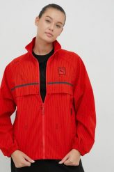 Puma kurtka x VOGUE damska kolor czerwony przejściowa oversize. Czerwone kurtki Puma, l, bez wzorów, bez kaptura. Za 539.99 zł.