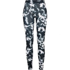 Damskie legginsy tie dye Urban Classics. Białe legginsy Urban Classics, bez wzorów. Za 142.00 zł.