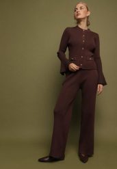 Brązowy Dzianinowy Komplet z Wiskozą Kardigan i Szerokie Spodnie Conella. Brązowe swetry Born2be, bez wzorów, z dzianiny, eleganckie, bez ramiączek. Za 219.99 zł.