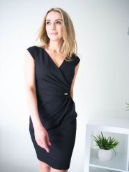 Sukienka Model Oktawia Black - Jersa. Czarne sukienki Jersa, plus size, bez wzorów, z elastanu, bez kołnierzyka, plus size, bez ramiączek, midi, dopasowane. Za 403.41 zł.