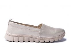 HELIOS KOMFORT 405 złoty, półbuty damskie. Żółte półbuty wsuwane HELIOS KOMFORT, bez wzorów, ze skóry, bez obcasa. Za 289.90 zł.