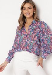 Niebiesko-Różowa Koszula w Kwiaty z Bufiastymi Rękawami Morwenia. Niebieskie koszule Born2be, l, bez wzorów, eleganckie, bez kołnierzyka, bez ramiączek. Za 169.99 zł.
