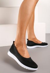 Czarne Płaskie Tenisówki Zdobione Cyrkoniami Lomadia. Czarne trampki Renee, z aplikacjami, eleganckie, bez zapięcia. W wyprzedaży za 43.99 zł.