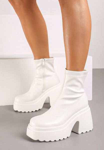 Białe Botki na Obcasie i Platformie z Dopasowaną Cholewką Zapinane na Suwak Reliefra. Białe botki Born2be, z aplikacjami, z jeansu, eleganckie, bez obcasa, na obcasie, bez zapięcia. Za 179.99 zł.