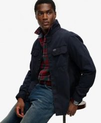 Superdry Koszula Two Pocket Overshirt – relaxed fit, 100% bawełna. Niebieskie koszule Superdry, s, bez wzorów, z bawełny, klasyczne, bez kołnierzyka, bez ramiączek. Za 344.20 zł.