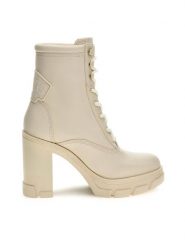 Guess Botki Xennia FL7XEN ELE10 Beżowy. Brązowe botki Guess, z aplikacjami, ze skóry, bez obcasa, na słupku, bez zapięcia. Za 479.99 zł.