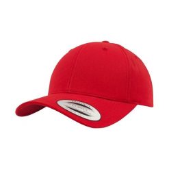 Klasyczna Czapka Snapback Z Zakrzywionym Daszkiem. Czerwone czapki z daszkiem FLEXFIT, bez wzorów, klasyczne. Za 67.99 zł.