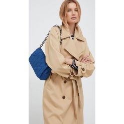 Scotch & Soda trencz damski kolor beżowy przejściowy dwurzędowy. Brązowe płaszcze Scotch & Soda, l, bez wzorów, bez kaptura. Za 1,159.90 zł.